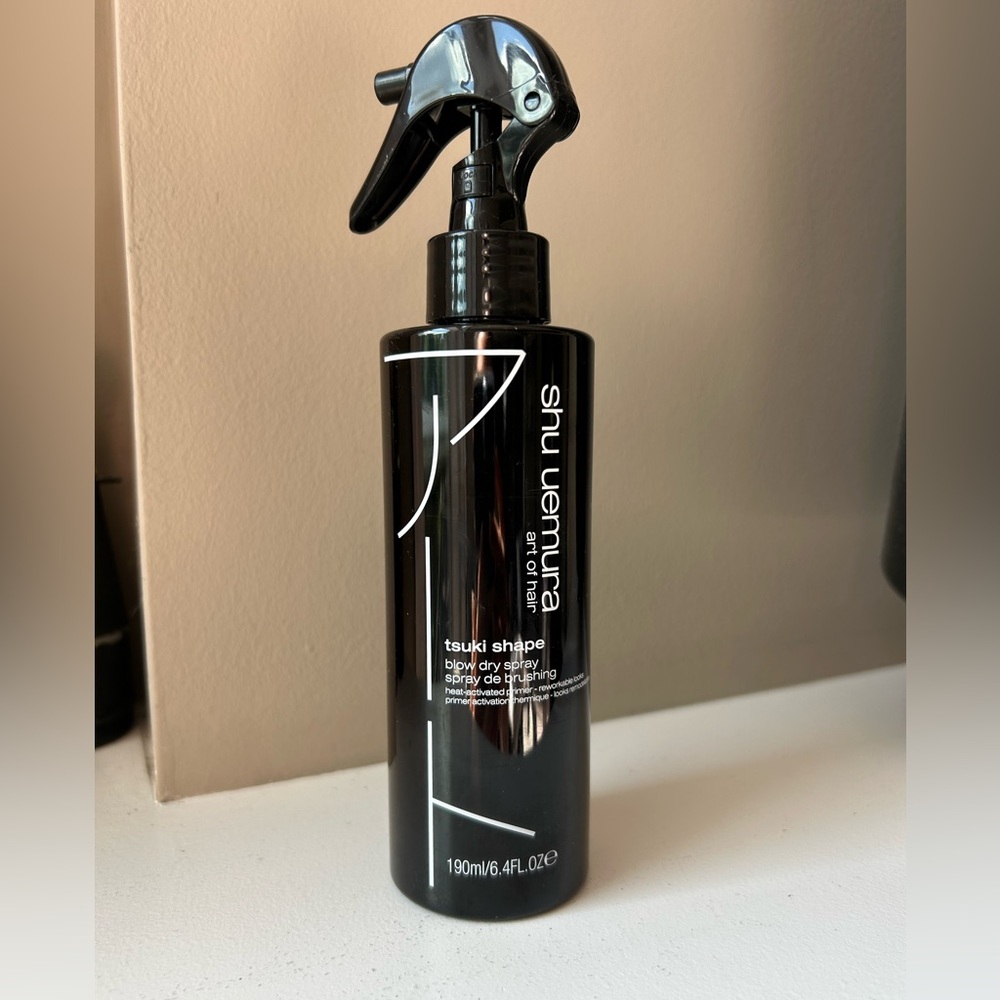 SHU UEMURA TSUKI Shape blowdry spray 🆕